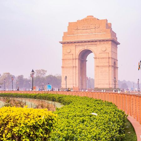 Hotel Aman Imperial Just A Minute Away From New Delhi Railway Station And Connaught Place Exterior foto