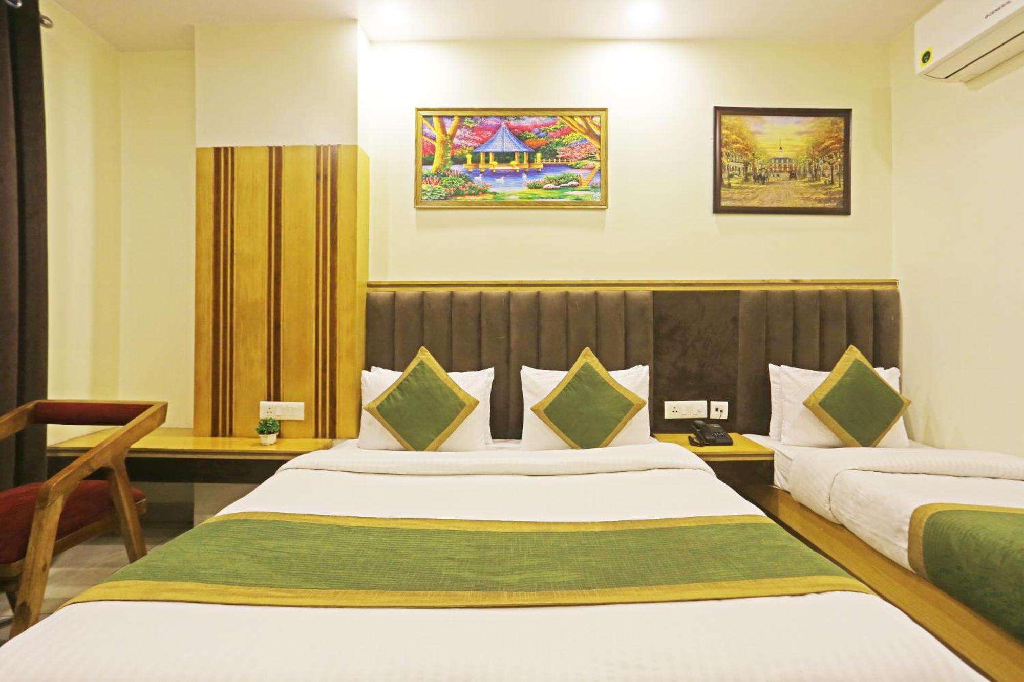 Hotel Aman Imperial Just A Minute Away From New Delhi Railway Station And Connaught Place Exterior foto