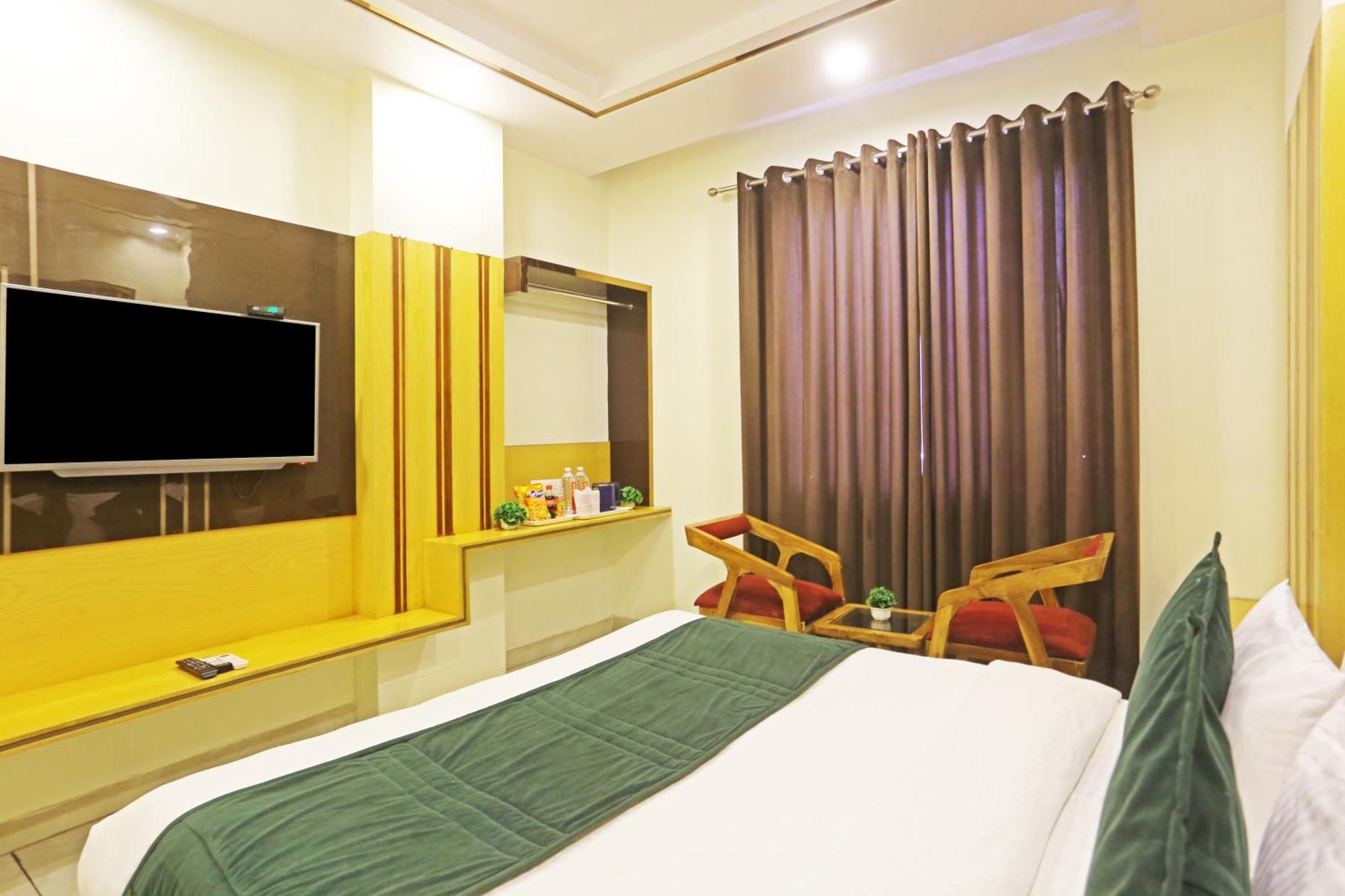 Hotel Aman Imperial Just A Minute Away From New Delhi Railway Station And Connaught Place Exterior foto