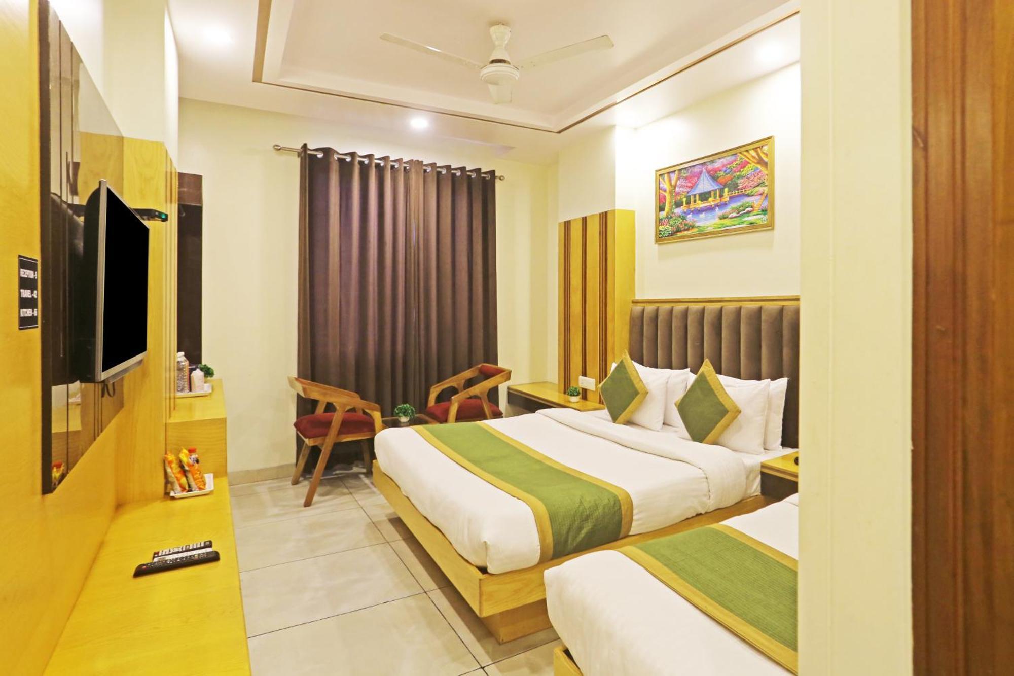 Hotel Aman Imperial Just A Minute Away From New Delhi Railway Station And Connaught Place Exterior foto