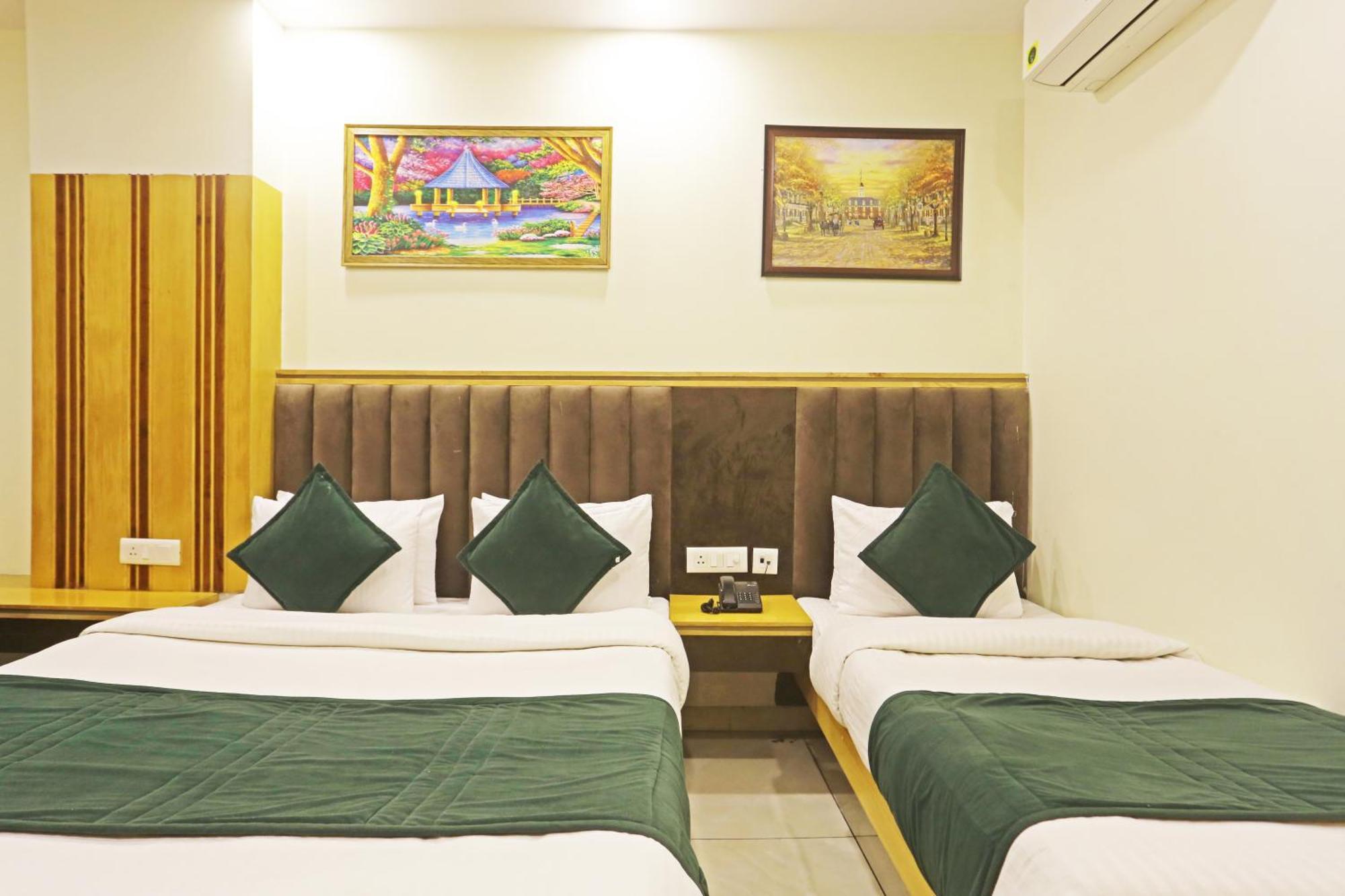 Hotel Aman Imperial Just A Minute Away From New Delhi Railway Station And Connaught Place Exterior foto