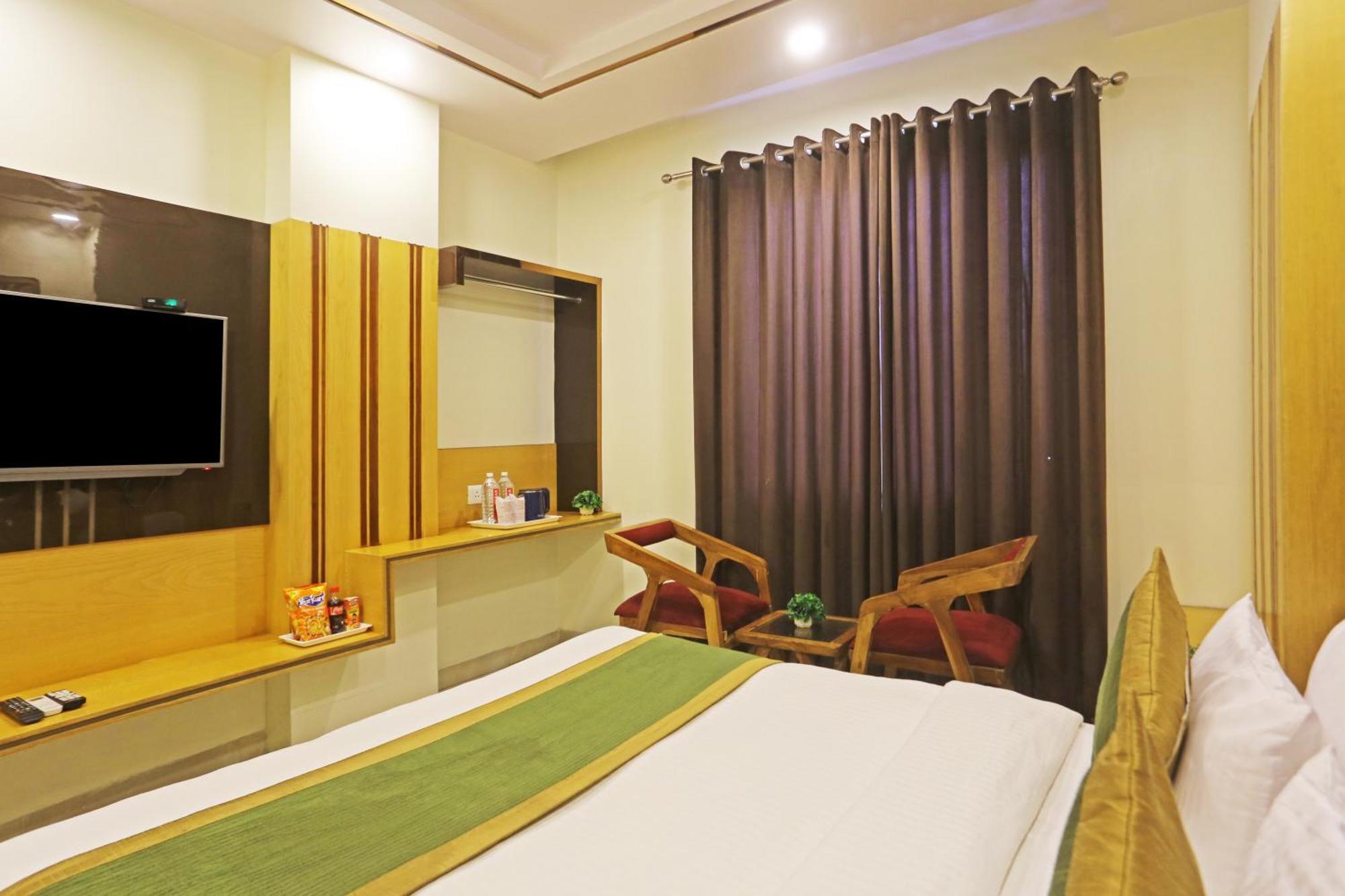 Hotel Aman Imperial Just A Minute Away From New Delhi Railway Station And Connaught Place Exterior foto