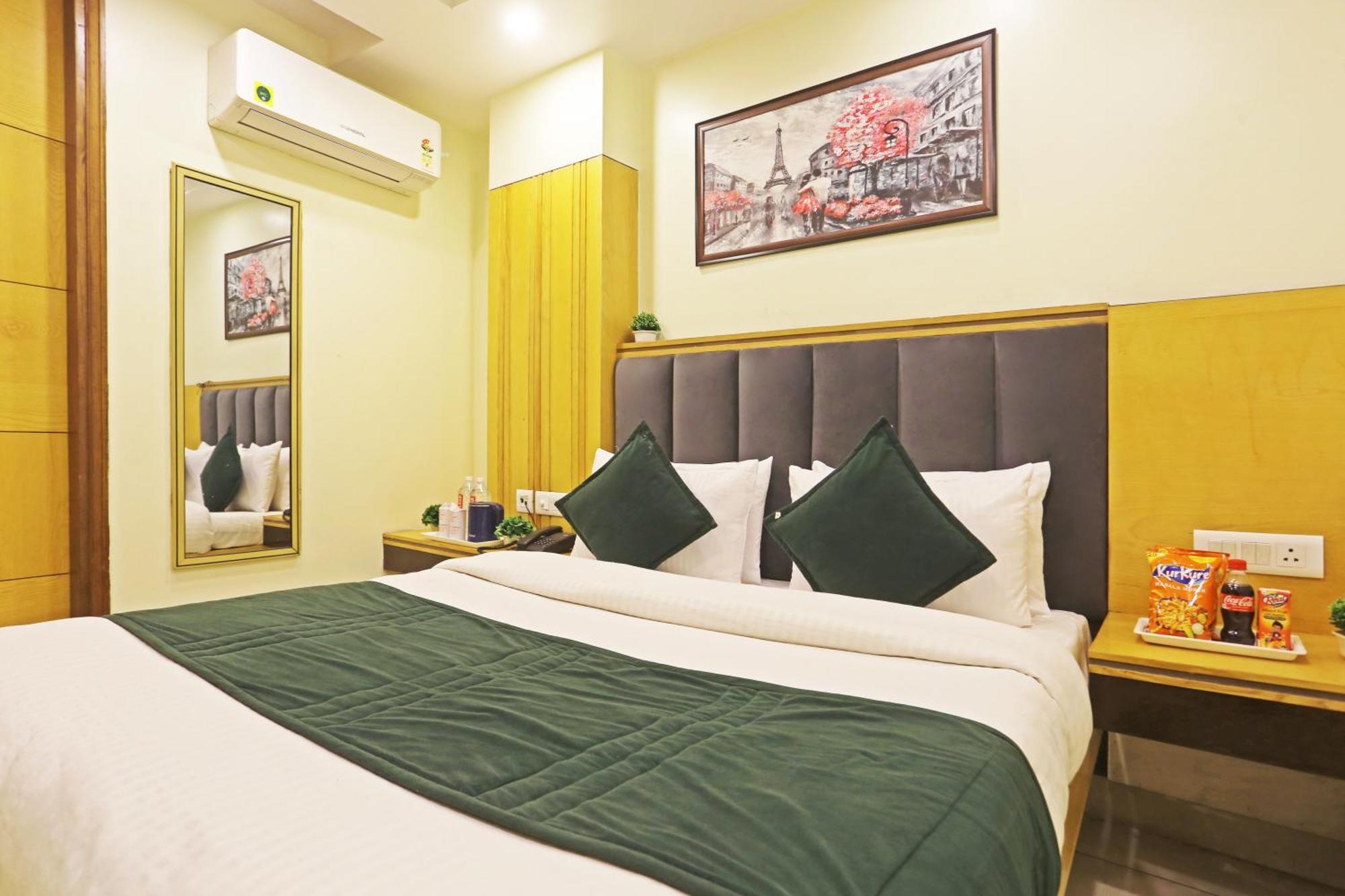 Hotel Aman Imperial Just A Minute Away From New Delhi Railway Station And Connaught Place Exterior foto