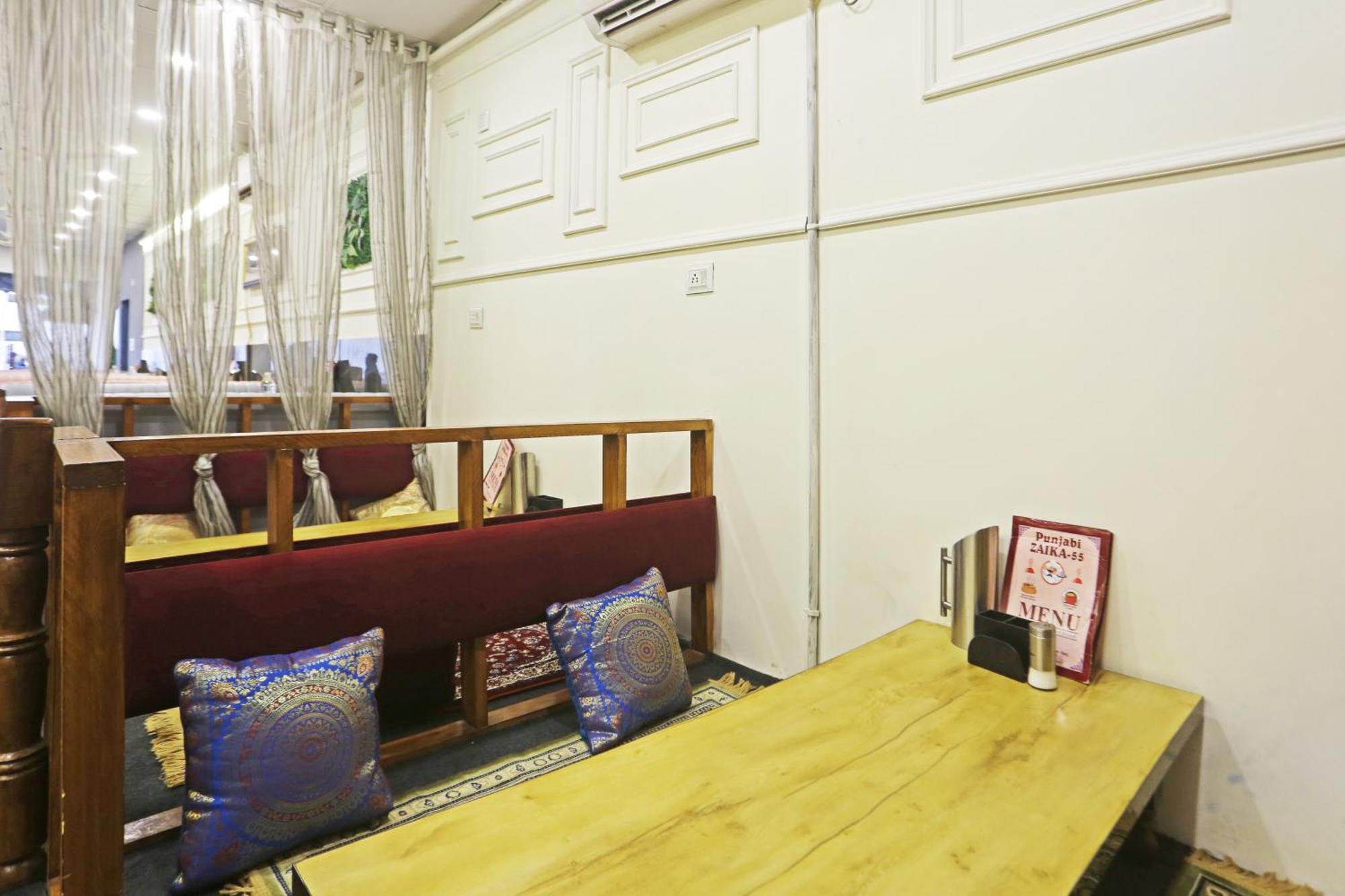 Hotel Aman Imperial Just A Minute Away From New Delhi Railway Station And Connaught Place Exterior foto
