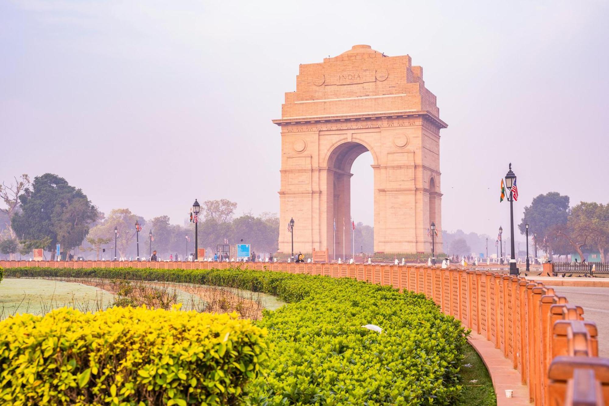 Hotel Aman Imperial Just A Minute Away From New Delhi Railway Station And Connaught Place Exterior foto